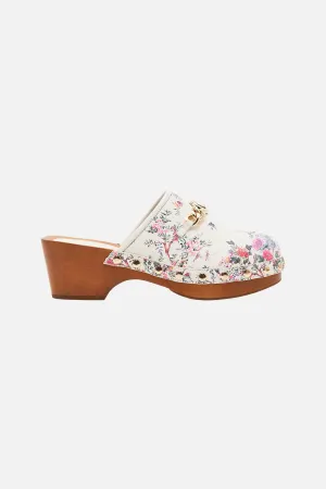 ARABELLA LEOPARD CHAIN CLOG PLUMES AND PARTERRES