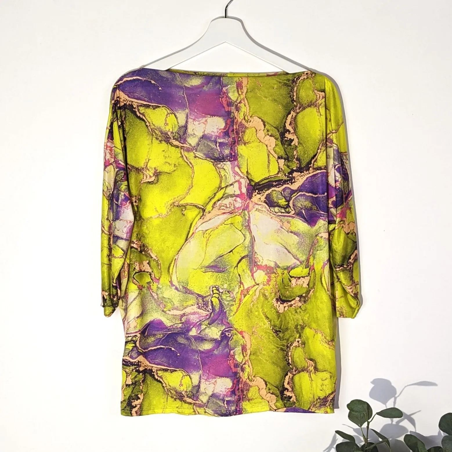 Comfy marble type print stretchy top