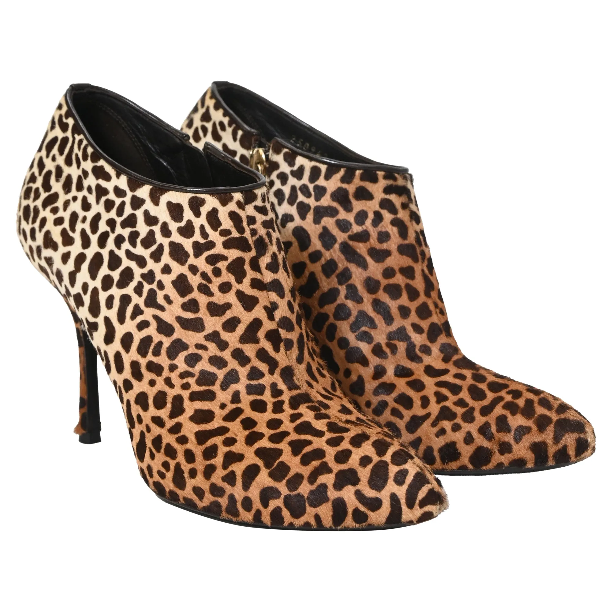 Gucci Leopard Ankle Booties in Animal Print Ponyhair