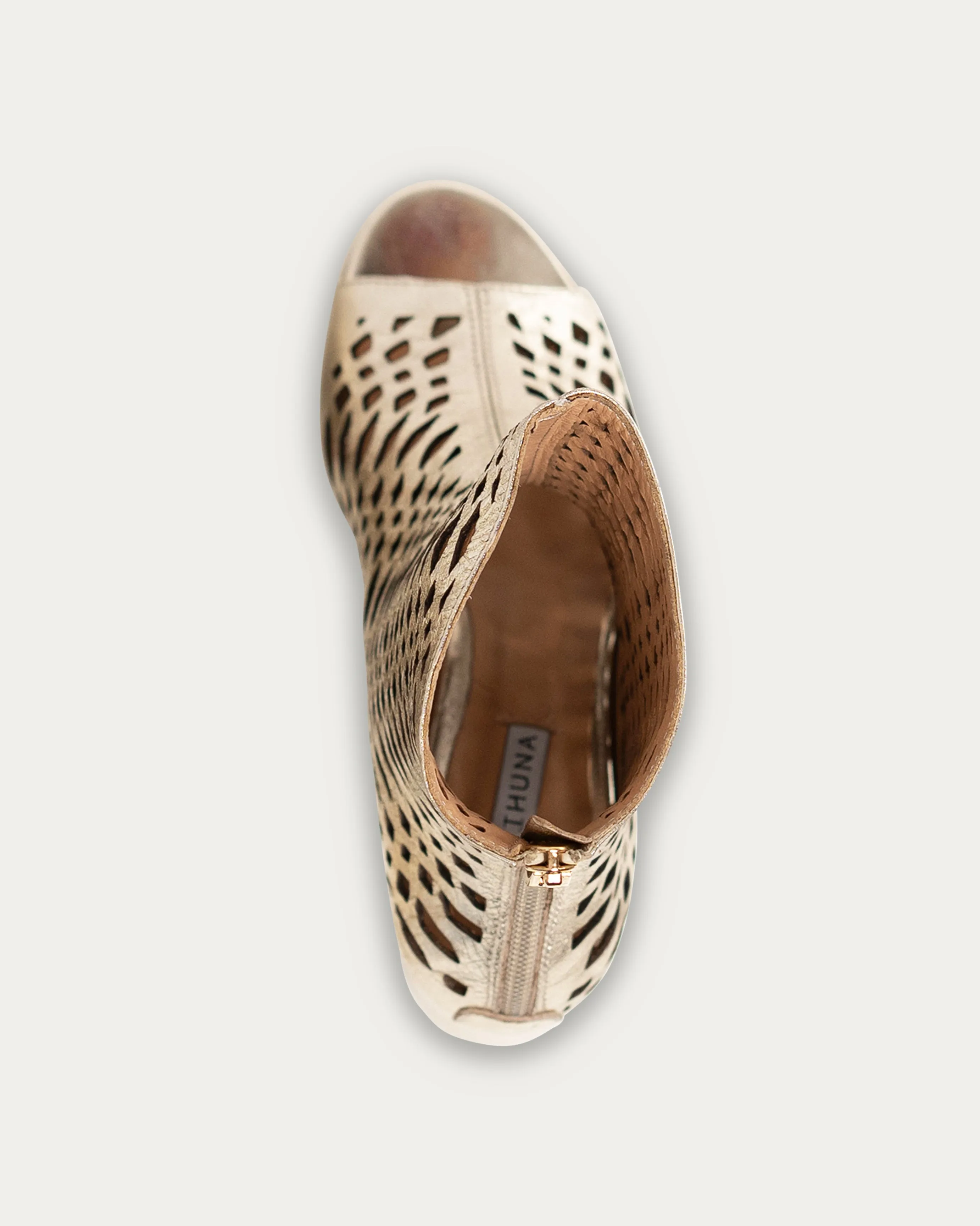 Kayan gold heel