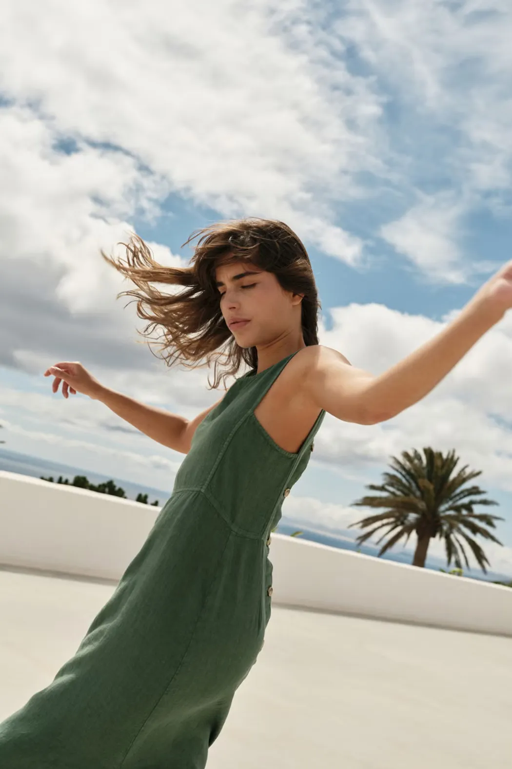 SALE 15% OFF Emerald Linen Midi Dress | Indi & Cold