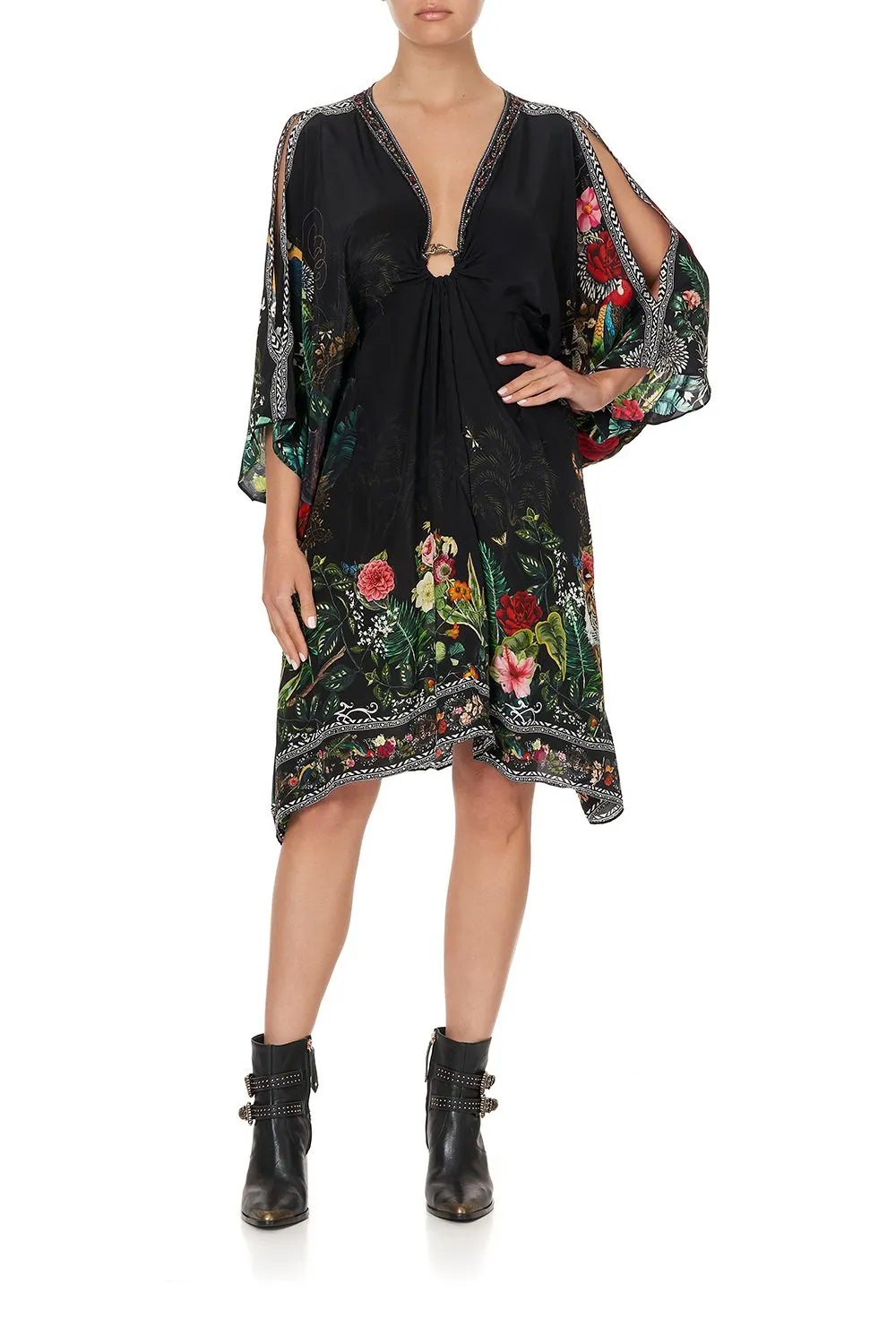 SHORT KAFTAN WITH HARDWARE RAISED WITH WOLVES