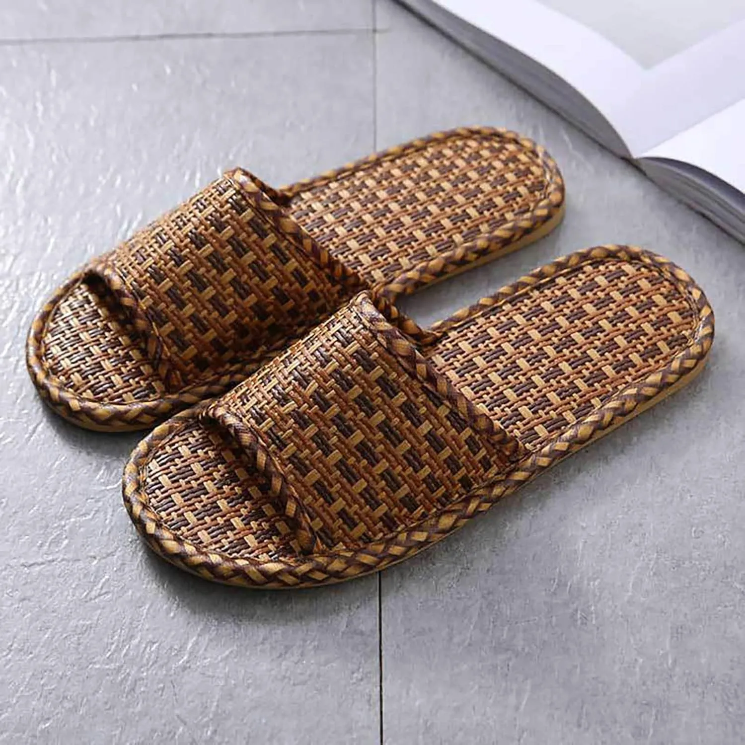 Slippers for Women,Straw Rattan Grass Sandal Slipper,Vine Grass Woven House Slipper,Non- Slip Lightweight Indoor Shoes