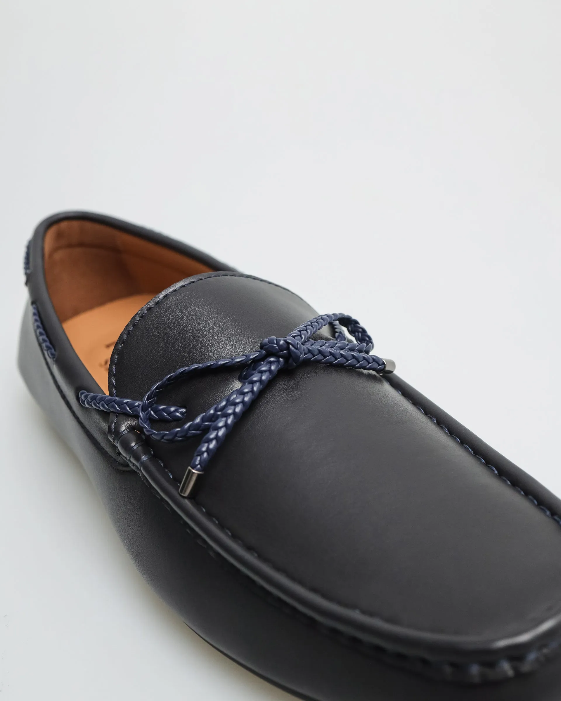 Tomaz C547 Men's Bow Moccasins