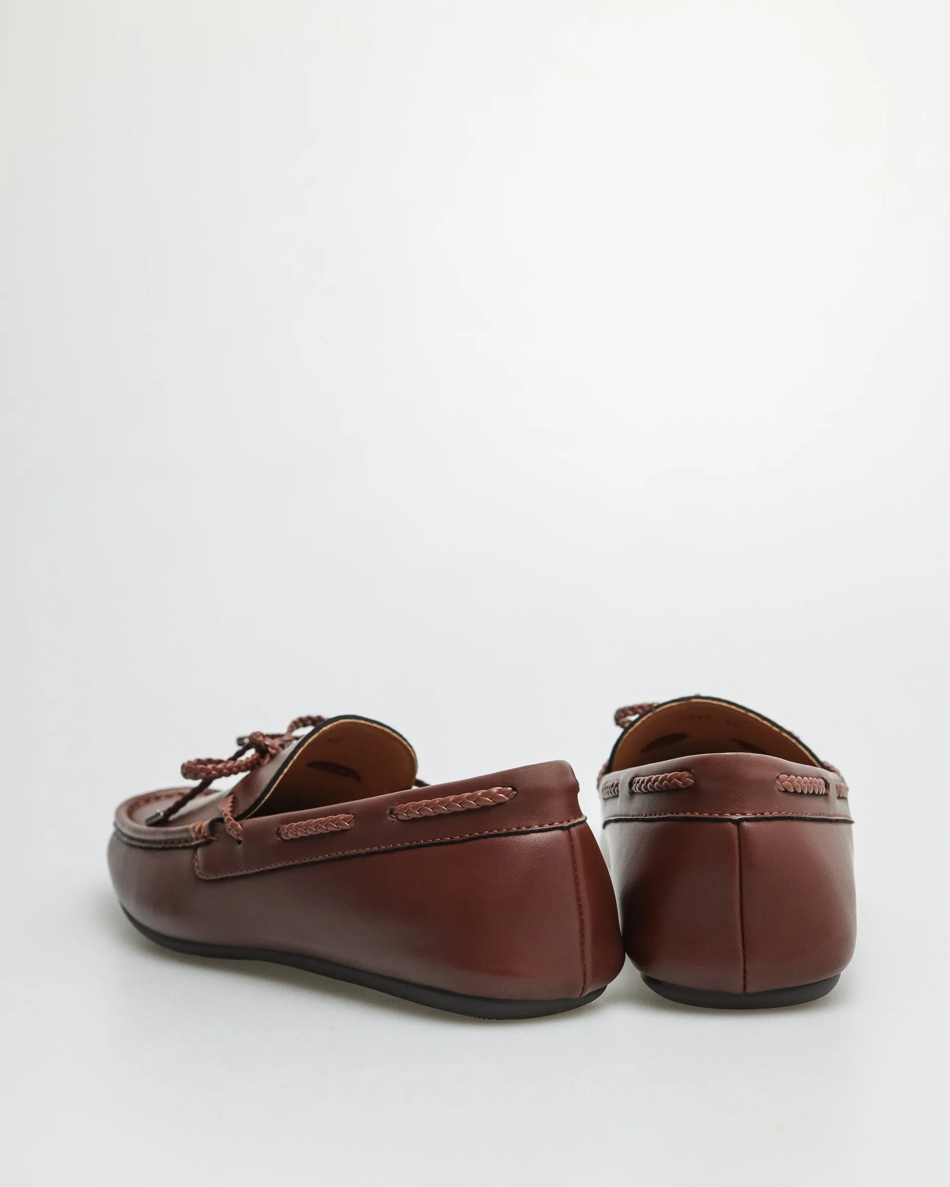 Tomaz C547 Men's Bow Moccasins
