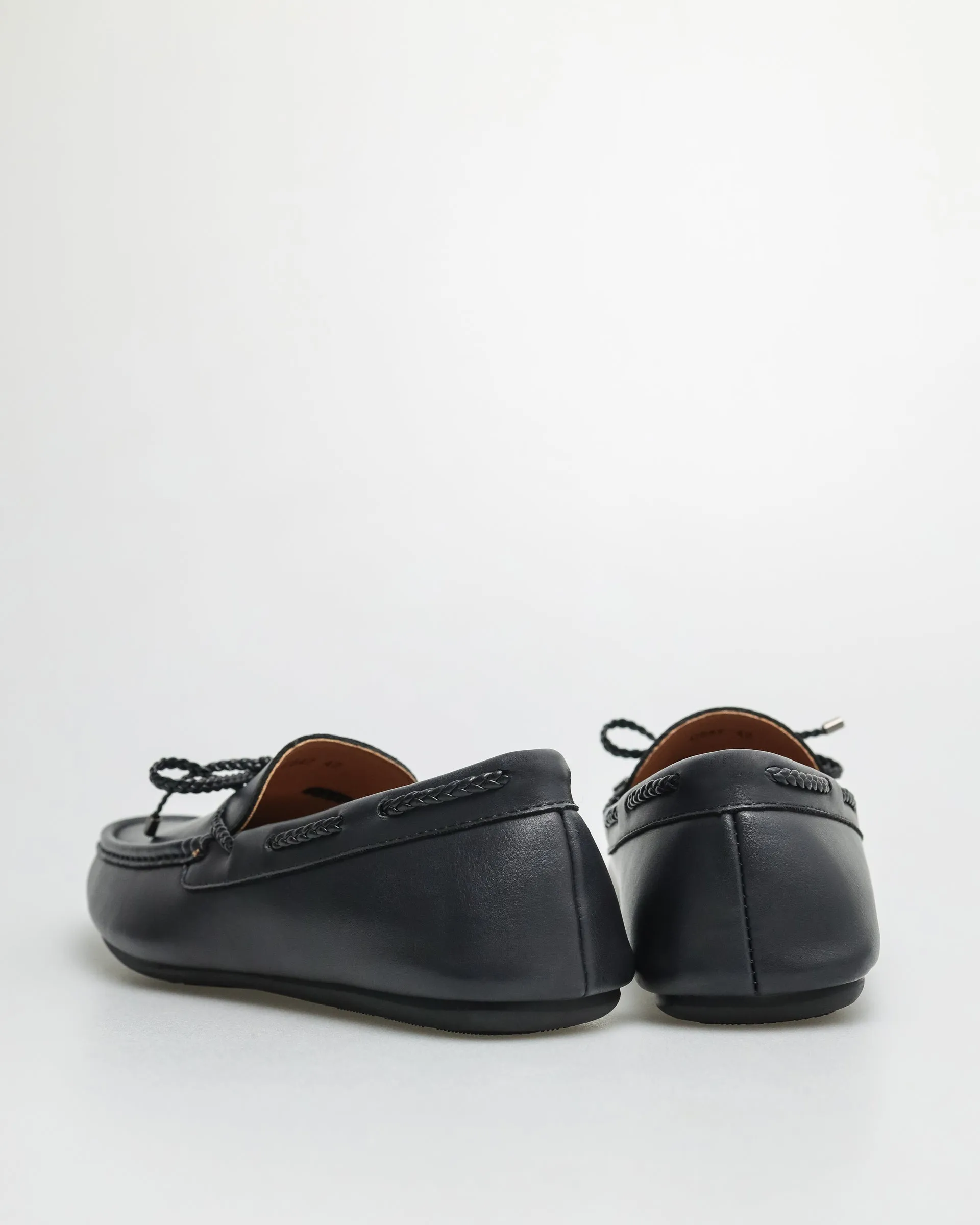 Tomaz C547 Men's Bow Moccasins