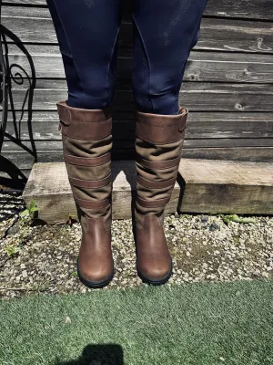 Yard river boots, New, Sizes 3-8,